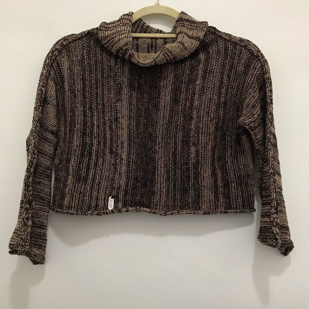 Skif Skifo Cropped Brown Marled Turtleneck Sweater